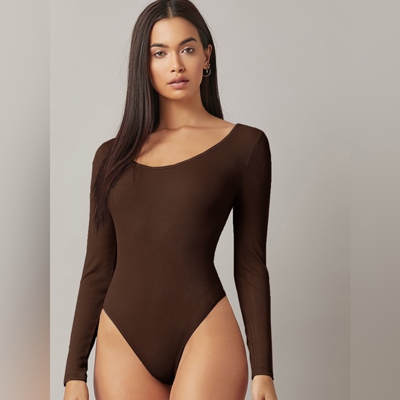 SHEIN BASICS Form Fitted Solid Bodysuit NWT, Size L - Picture 2 of 5